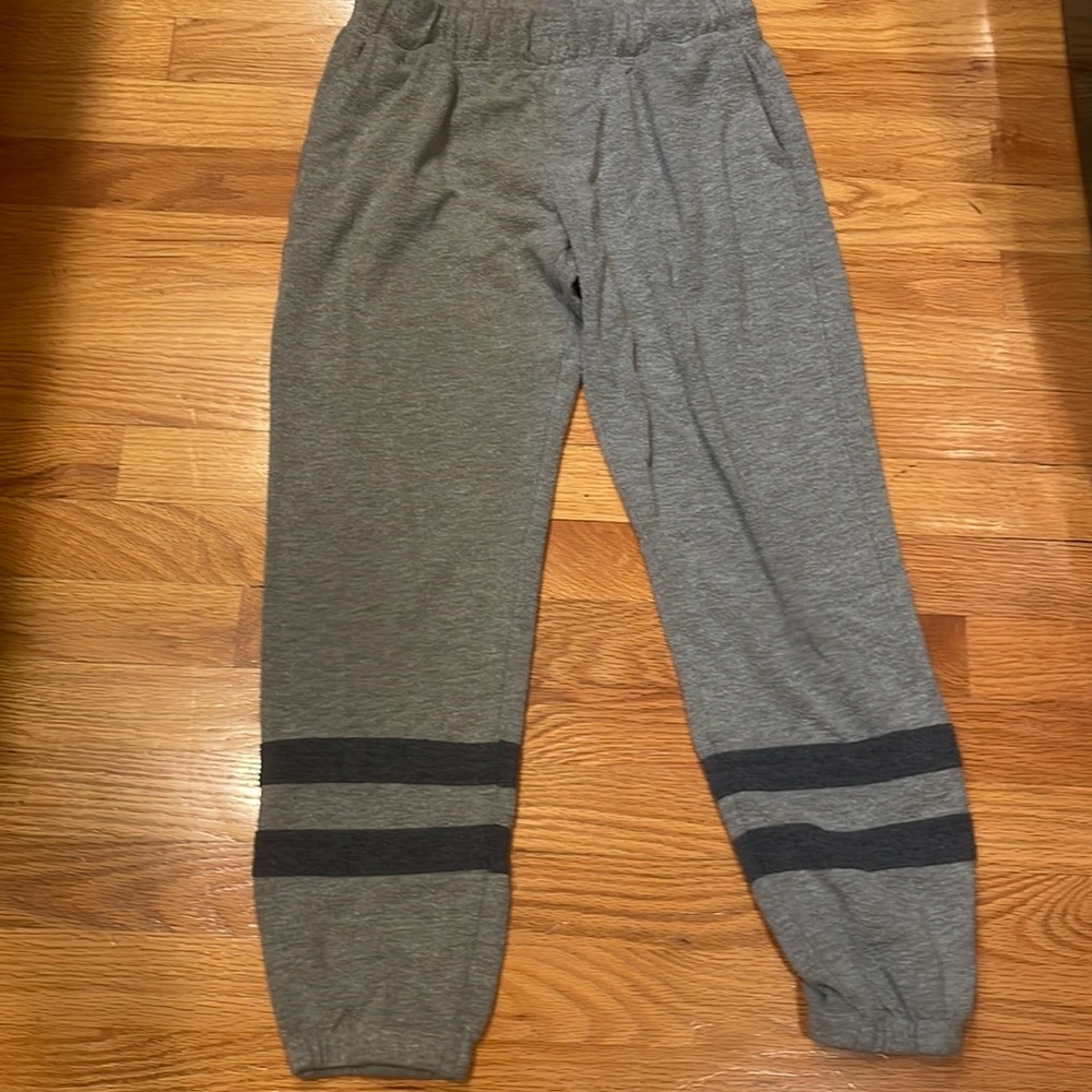 We’ll Worn brand women’s casual pants size xs